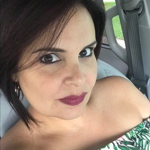 Meet your Posher, Vivian